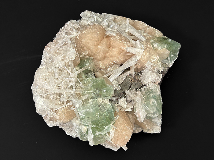 アポフィライト